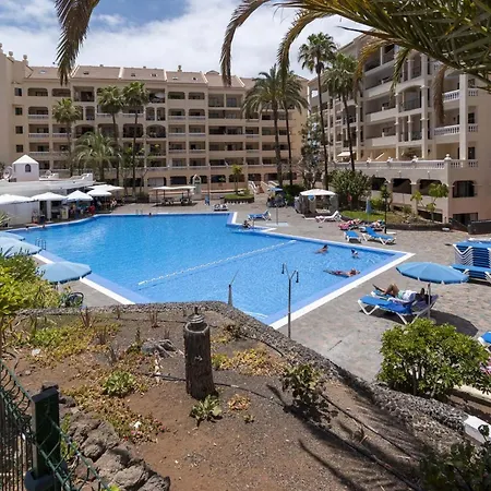 Daire Castle Harbour 40 - One Bed With Sea View Los Cristianos (Tenerife)
