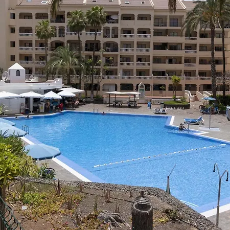 Castle Harbour 40 - One Bed With Sea View Daire *