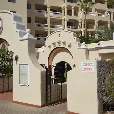 Daire Castle Harbour 40 - One Bed With Sea View
